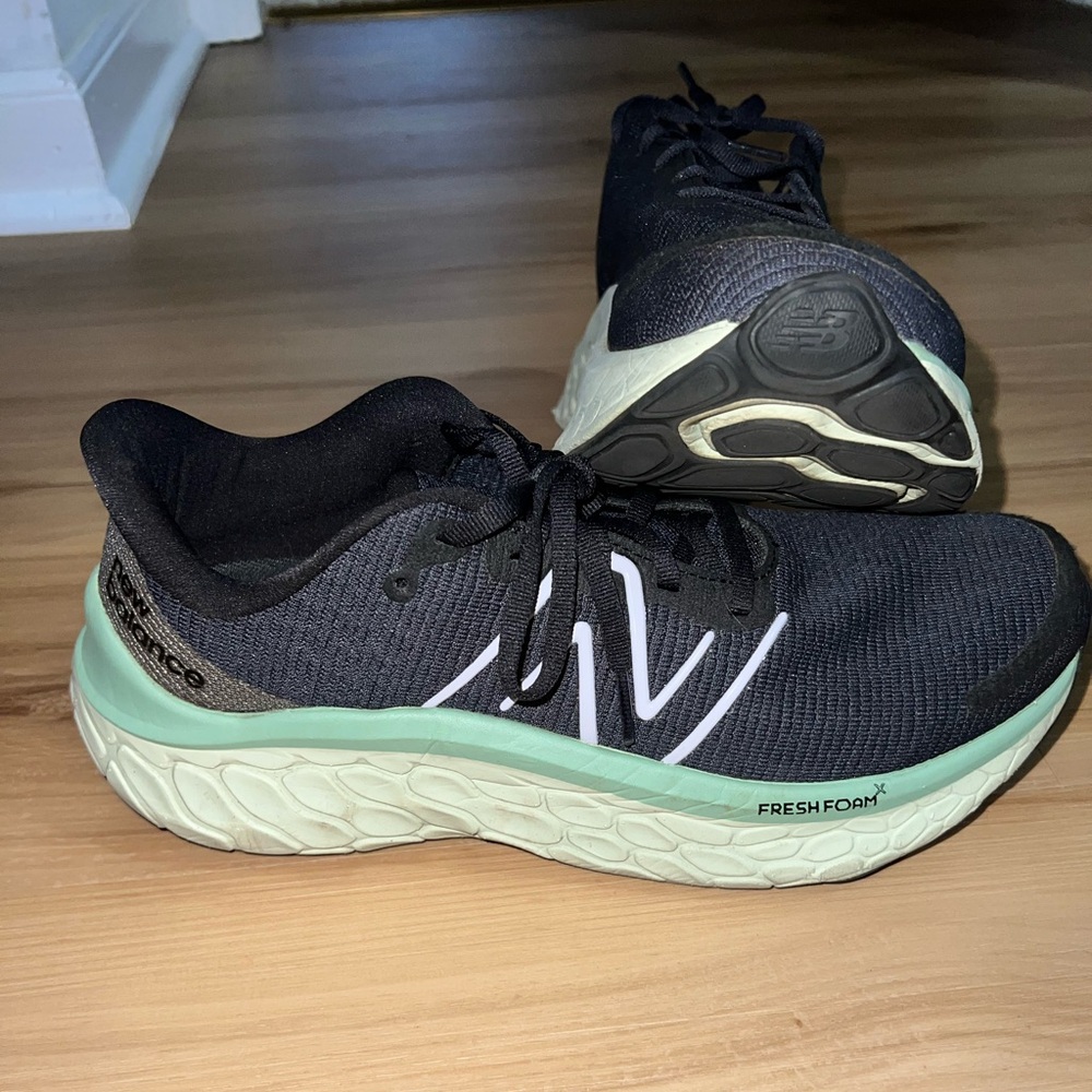 New Balance Black and Mint Athletic Shoes
